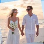 Just Married Bride and Groom Sunglasses Set