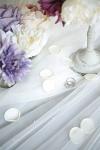 300pcs Ivory Silk Rose Petals for Weddings