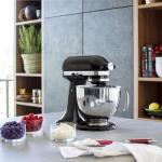 KüchenAid Artisan Küchenmaschine mit Edelstahl-Schüssel 4,8 L