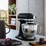 KitchenAid Artisan Küchenmaschine mit 4 Zubehörteilen