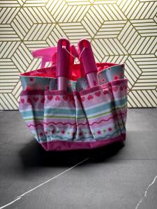 Melissa & Doug Sunny Patch Pretty Petals Gardening Tote Set with Tools