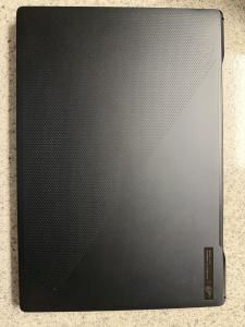 ASUS ROG Zephyrus M16 Gaming Laptop 16