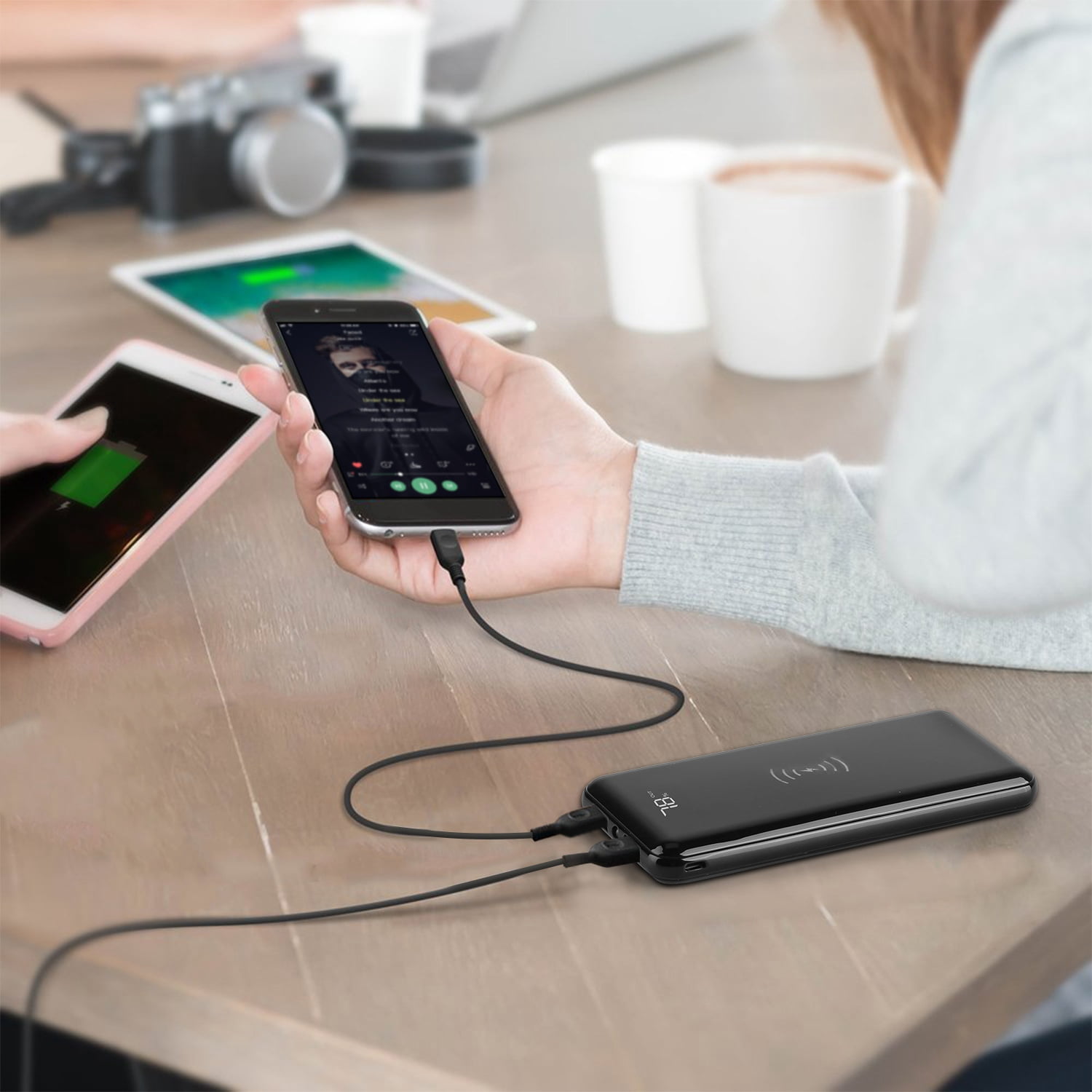 iNova Wireless Charging Power Bank with 4 Flashlights