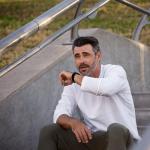 Garmin Venu X1 Thin & Lightweight GPS Smartwatch, Black | AMOLED Display, Advanced Health and Fitness Features, Sleep Tracking, 100+ Sports Apps | Signature Series Gift Bundle