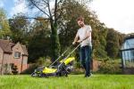 Ryobi 18V ONE+ 33cm Mulching Lawnmower Kit