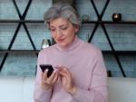 RealSAM Pocket 5G Smartphone Voice-Operated Unlocked for The Blind & Visually Impaired; Just Tap The Screen and Talk, It's That Simple (No Hunting Icons or Swiping) Smart Assistant for Blind People
