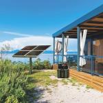 Nature Power 440 Watt Complete Solar Kit (750W Inverter & 30A CC)