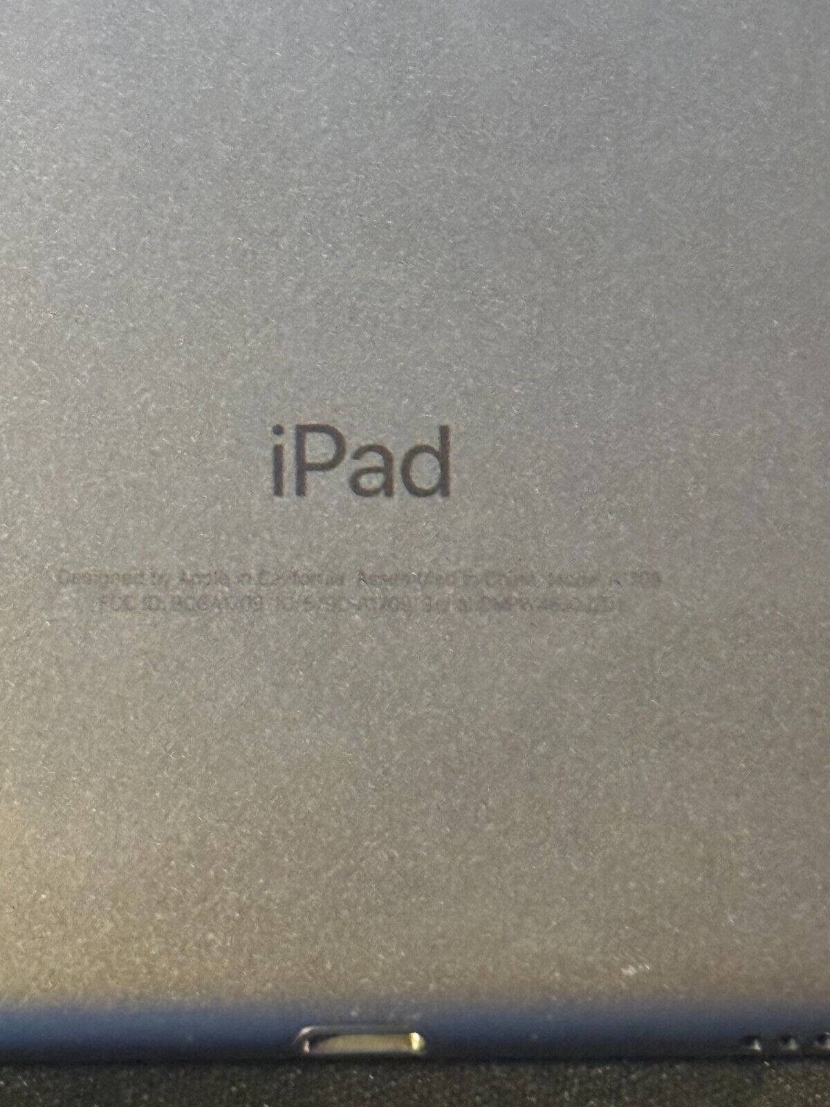 10.5" Apple iPad Pro 1st Gen, 64GB, Unlocked