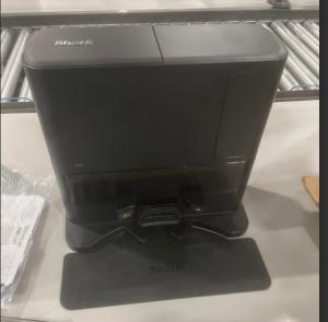 Shark Matrix Plus 2-in-1 Robot Vacuum Mop