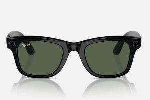 Ray-Ban Meta Wayfarer Smart Glasses with Case