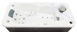 Hudson Bay 1-Person Hot Tub with 19 Jets