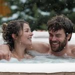 ALEKO 265 Gallon Inflatable Hot Tub Spa