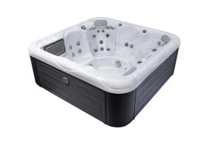 Bueno Spa New York 6-Person Hot Tub with Jets