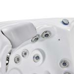 Bueno Spa New York 6-Person Hot Tub with Jets