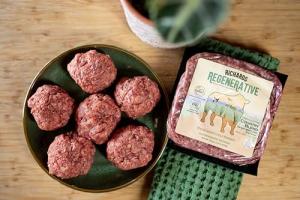 Richards Regenerative Ground Beef, 85% Lean / 15% Fat Grass-Fed Premium Blend, Perfect for Burgers, Frozen Family Pack (10-1lb packages)