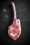 Texas Tomahawk Steak – Premium Bone-In Ribeye