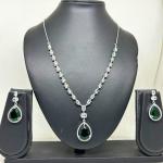 Stunning Green Emerald Pendant Necklace and Earrings