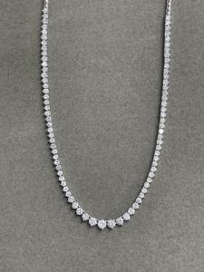 4.0ct Natural Diamond Graduated Tennis Necklace. 14k White Gold. 17 Inches.