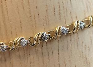 14K Yellow Gold Diamond Bracelet with Round Stones