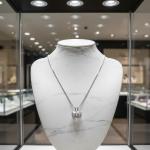 Diamond Heart Pendant in 18K White Gold