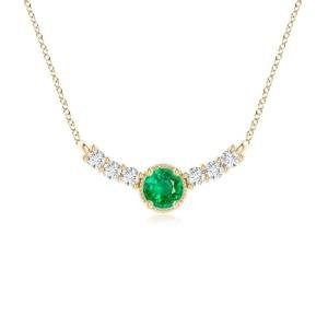 Emerald and Diamond Vintage Pendant in Yellow Gold