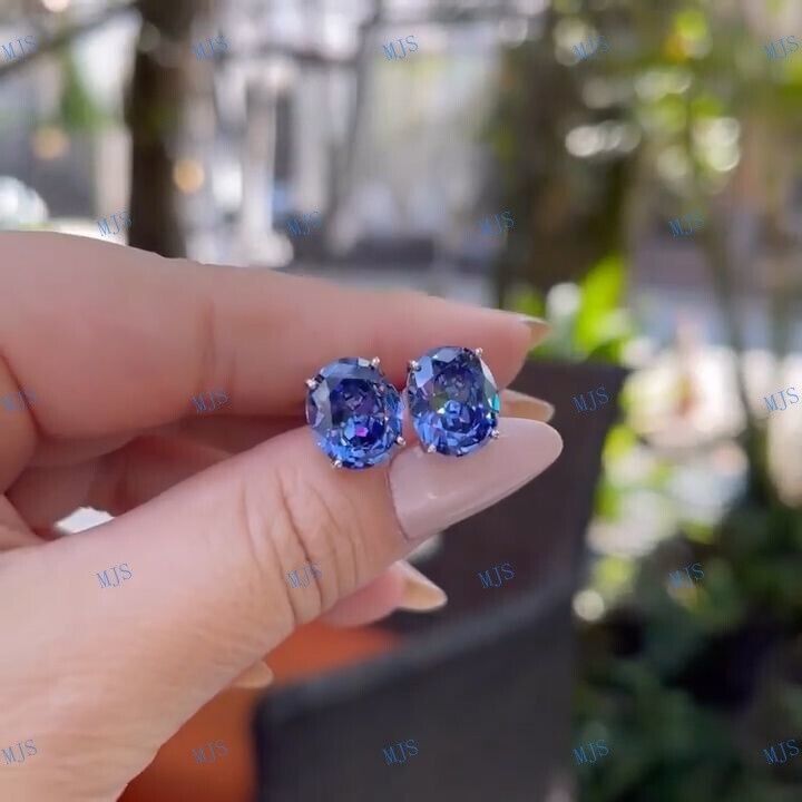 Oval Cut Tanzanite Stud Earrings in 925 Silver