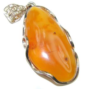 Handcrafted Baltic Polish Amber Pendant in .925 Silver