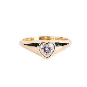 14k Gold Heart Ring with Natural Diamond