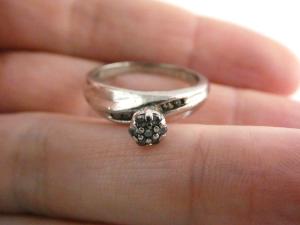 Sterling Silver Diamond Ring Size 8
