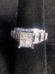10K White Gold Diamond Engagement Ring for Women