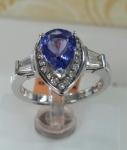 14k White Gold Pear Shape Gemstone and Diamond Ring