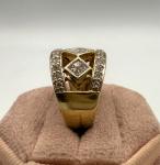 14 Karat Yellow Gold 1.0ctw Diamond Ring