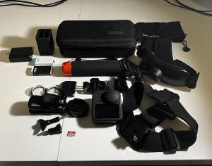 Go Pro Max 360 with 64gb SD Card, 2 batteries, Accessory case + more