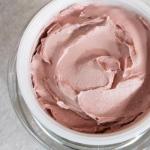 Emma Hardie 50ml Purifying Pink Clay Detox Mask with Cleansing Cloth, To Cleanse, Balance, Exfoliate & Rejuvenate Skin, Suitable for Most Skin Types, Including Sensitive Skin, Vegan & Cruelty Free