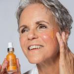 In Your Face Bakuchiol Wonder Serum – Hydrating Anti-Aging Bakuchiol Serum with CoQ10, Ceramides & Purslane – Retinol Alternative Anti-Wrinkle Skin Care – Vegan & Gentle for Sensitive Skin – 1 oz