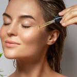 Vegan Mia - USDA Organic Radiance Superfruit Vitamin C Serum Helps Deeply Hydrate, Rejuvenate, Nourish & Glow Your Skin Narturally with 7 Potent Fruit Oils, Antioxidants & Phytonutrients - 1 fl oz