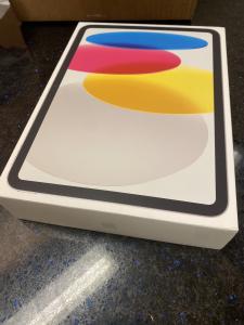 NEW SEALED Apple iPad 10th Gen (2022) 64GB - Wi-Fi + Cellular 5G A2757 VERIZON