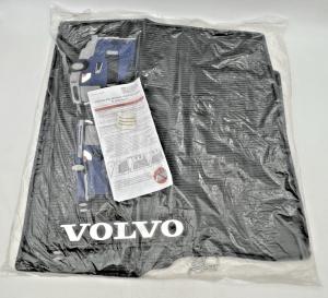 Volvo Semi Truck Floor Mats and Keychain Combo