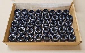 40 Piece M22x1.5 mm Semi Truck Big Rig Commercial Lug Nuts Black Oxide 22mm Ball