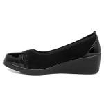 Softlites Diana Women’s Black Wedge Shoe, Size 6