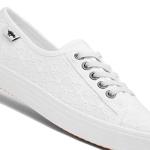 Rocket Dog Chow Chow Women's White Canvas Shoe