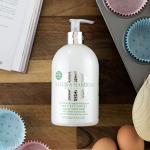 Baylis & Harding Jasmine & Apple Blossom Hand Wash