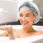 100 Disposable Waterproof Shower Caps for Home & Spa