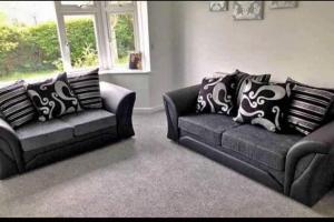 Shannon Farrow Chenille 3+2 Sofa, Grey/Black