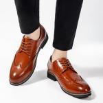 Men's Yellow Brown Lace-Up Brogues Size 9