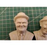 1/10 Bust 70mm Resin Model Kit Hardy Laurel Old Cinema Movie Unpainted