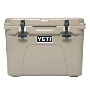 YETI Tundra 35 Cooler in Desert Tan