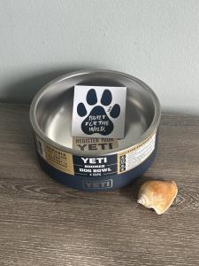 YETI Boomer 4 Dog Bowl, 32 Ounce, Navy
