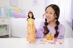 Disney Princess Belle Doll with Color Change Accessories
