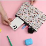 Adorable Disney Mouse Makeup Bag for All Occasions